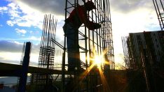 İşçiler açlığa mahkûm ediliyor