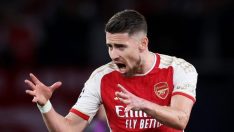 Jorginho sözleşmesini yeniledi