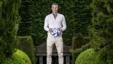Robin van Persie Heerenveen’in yeni teknik direktörü oldu