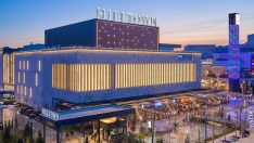 Saray’ın müteahhidinin kaçak dükkanları yıkılacak