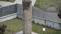 Tarihe ışık tutan altı tonluk dikili taş müzede sergileniyor