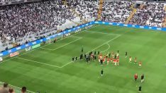 Beşiktaş taraftarı, Hatayspor’u tribünlere çağırdı