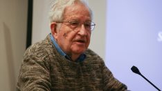 Öldü denilmişti… Noam Chomsky hastaneden taburcu edildi