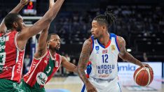 Pınar Karşıyaka – Anadolu Efes: Yarı final serisinde kritik maç