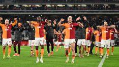 Süper Lig’de dev derbi: Galatasaray Fenerbahçe’yi ağırlıyor
