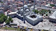 Tarihi mekanlarda bayram yoğunluğu