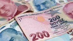 Piyasada 100 TL küçük para oldu, her iki banknottan biri 200 TL