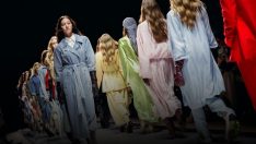 Moscow Fashion Week’te sezonun en trend renkleri podyuma çıktı