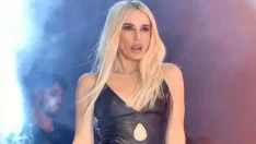 Gülşen sahne kıyafeti ile yine dillerde