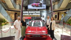 BARIŞ MANÇO’NUN KIRMIZI SPOR OTOMOBİLİ ZİYARETÇİLERİYLE BULUŞTU