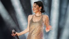 GÖKSEL’DEN HARBİYE SAHNESİNDEN UNUTULMAZ BİR PERFORMANS