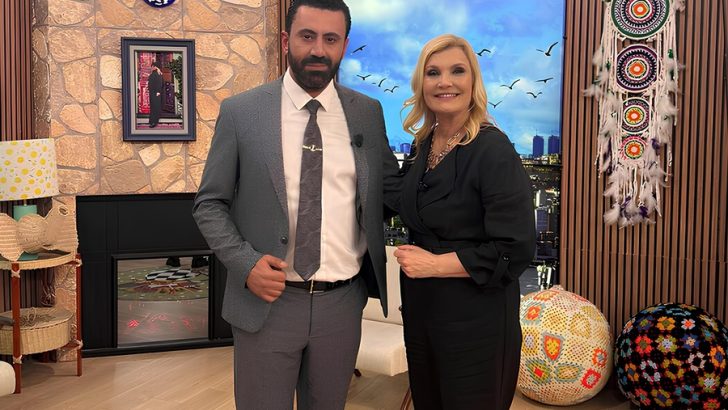 İKİ DOST TELEVİZYONDA BULUŞTU