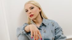 BEGÜM ŞENGÜL’DEN MANİFESTO TADINDA  “NE DERSEN DE” YAYINDA