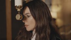 DEFNE SAMYELİ’DEN İKİNCİ SÜRPRİZ