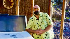 MODERN VE SIRA DIŞI BİR ARABESK