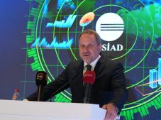 ESİAD YATIRIM ZİRVESİ’NDE SAVUNMA VE HAVACILIK YATIRIMLARI ELE ALINDI