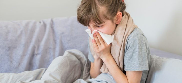 BASİT BİR ENFEKSİYON GİBİ BAŞLAYAN GRİP CİDDİ SONUÇLARA YOL AÇABİLİYOR