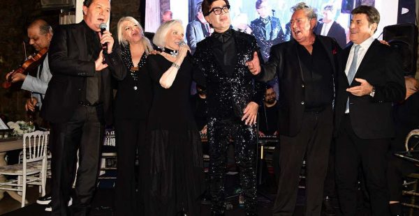 KURULUŞ YILDÖNÜMÜNE MUHTEŞEM GECE