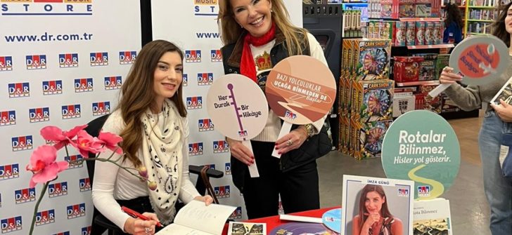 FUNDA KARAYEL, OKURLARIYLA D&R AKMERKEZ’DE BULUŞTU