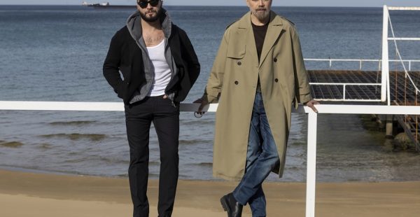 BERKAY’LI ‘GÜL BEYAZ GÜL’E BÜYÜK İLGİ