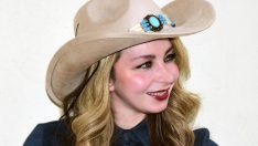 ATİKE’DEN 10 DİLDE 10 ŞARKI