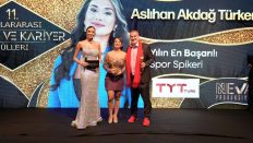 BURHAN AKDAĞ VE KIZI ASLIHAN AKDAĞ TÜRKER AYNI GECEDE ÖDÜL ALDI