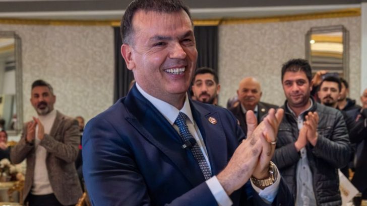 500 ARAÇLIK KONVOYLA GÖRKEMLİ AÇILIŞ