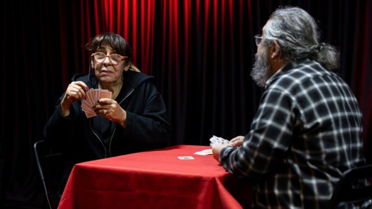HEM MELEK BAYKAL’IN HEM DE TİYATROKARE’NİN YENİ OYUNU BİLET SATIŞINA AÇILDI