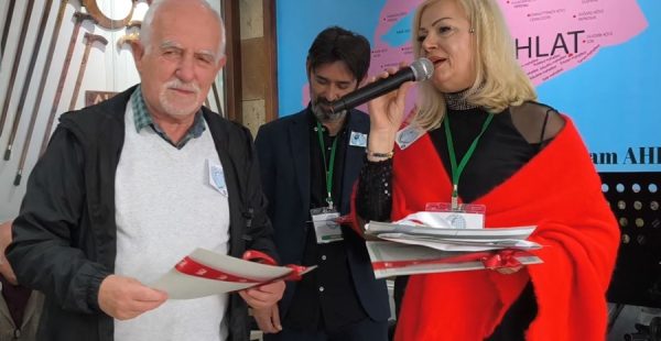 NESRİN AKKOÇ 7. KEZ BAŞKAN