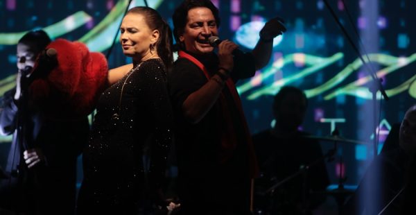 YENİ YIL HERKESE ŞANSLI GELSİN