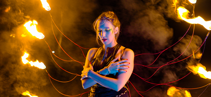 MELİS YELMAN’DAN MİTOLOJİK ATEŞ