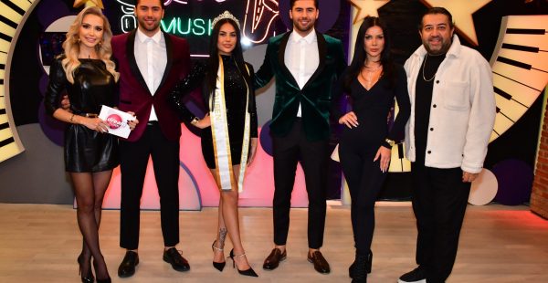 MODELLER 50FİFTY’DE