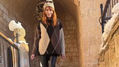 AYÇA VARLIER KAR YAĞISINDAN DOLAYI MAHSUR KALINCA YENİ YILA MARDİN’DE GİRDİ