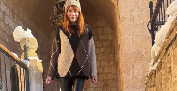 AYÇA VARLIER KAR YAĞISINDAN DOLAYI MAHSUR KALINCA YENİ YILA MARDİN’DE GİRDİ