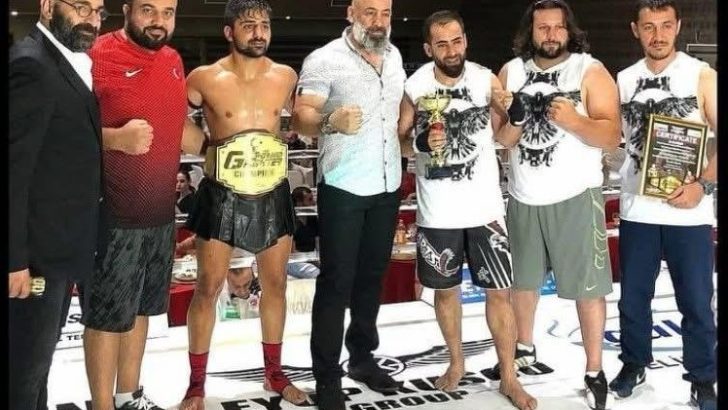 FATİH’İN ASLANI BELÇİKA’LI JAN VAN İLE DÖVÜŞECEK