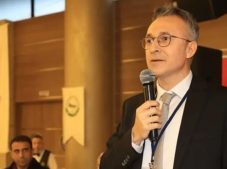 SEÇİM YARIŞINDA BÜYÜK FARK