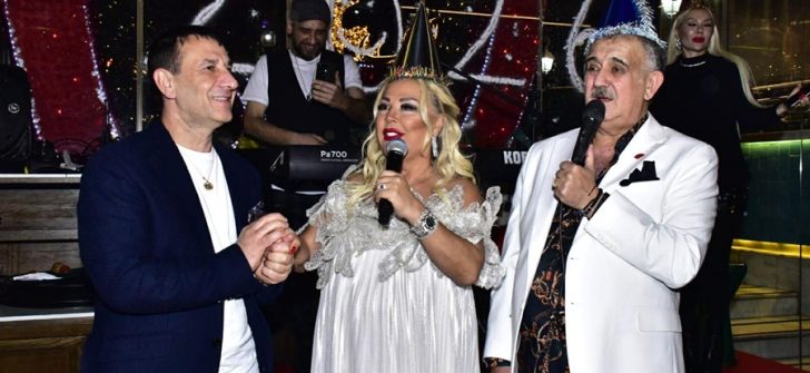 BOĞAZ’IN İNCİSİ YAKOMOZ RESTAURANT’TA UNUTULMAZ YILBAŞI GECESİ