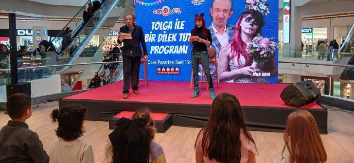 ÜNLÜ İSİMLER ÖĞRENCİLERLE BULUŞTU