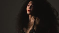 HANDE BİZİ SEZEN’E GÖTÜR