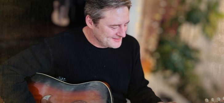 TUNA KİREMİTÇİ’DEN YÜZYILIN ŞARKISI