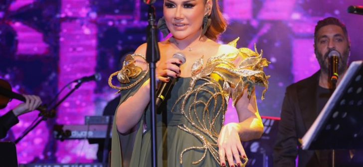 DENİZ SEKİ 2026’YA SAHNEDE GİRDİ