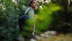 BURAK ALP YENİLMEZ GRAMAFON İLE İNGİLTERE YOLCUSU