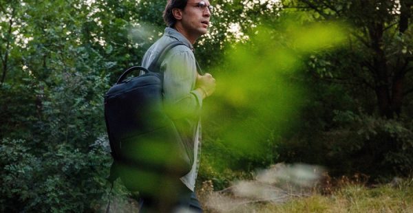 BURAK ALP YENİLMEZ GRAMAFON İLE İNGİLTERE YOLCUSU