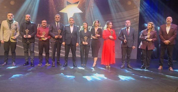 ULUSLARARASI RADYONUN YILDIZLARI