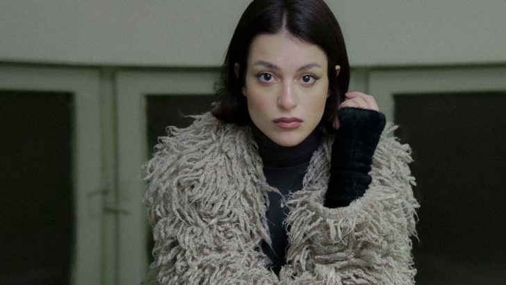 SENA ŞAHİN’DEN YENİ TEKLİ