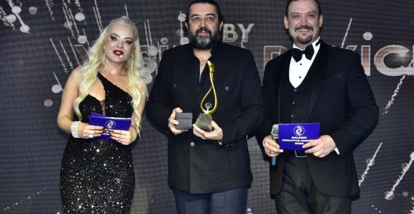 BİR HAFTADA 2 ÖDÜL