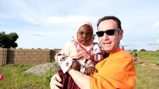 ÖZGÜR ARAS’TAN AFRİKA’YA UMUT TAŞIYAN YOLCULUK