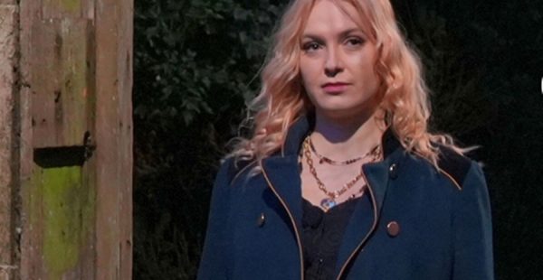 ISOLDE ROXBY’DEN ÇANAKKALE TÜRKÜSÜ