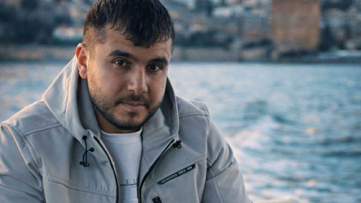 MÜZİK YAPIMCILIĞINA SOYUNDU