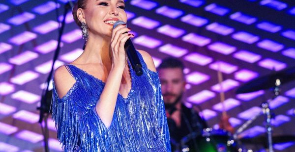 MASMAVİ GÜLBEN ANTALYA’YI AYDINLATTI